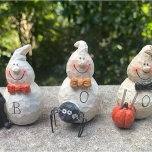 Set of 3 Ghosts Vintage Resin Halloween Boo Figures T26